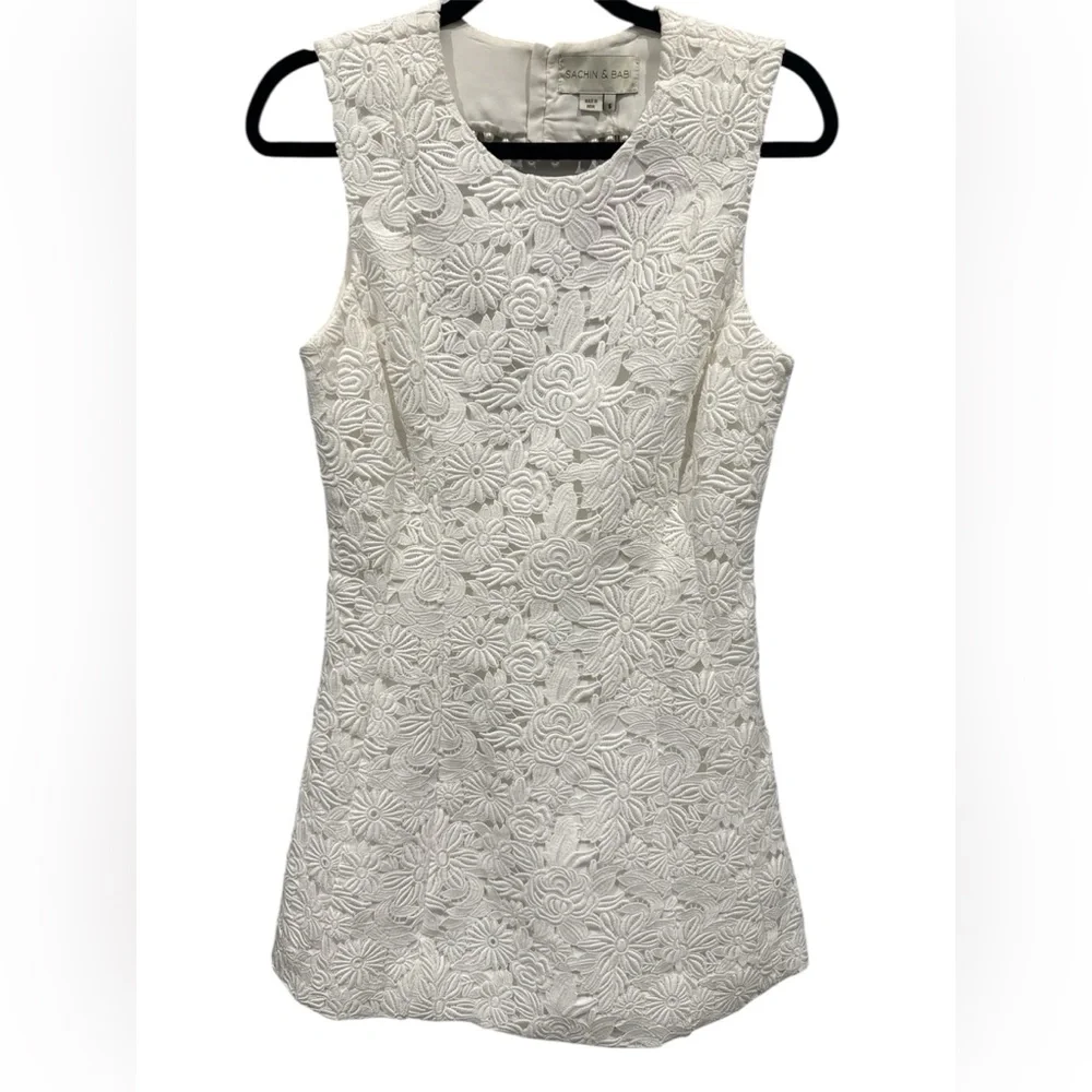NWT Sachin & Babi Mon Coeur Lace Mini Dress w/ Heart Cutout Size 6 - Picture 6 of 12